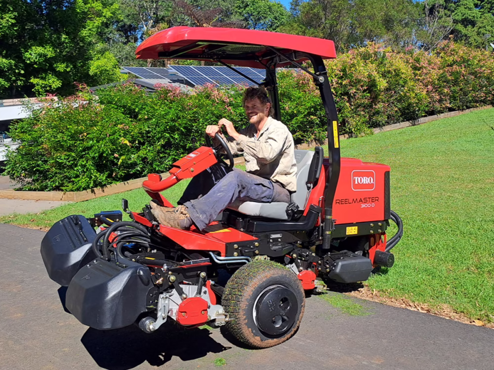 TORO Reelmaster 3100-D
